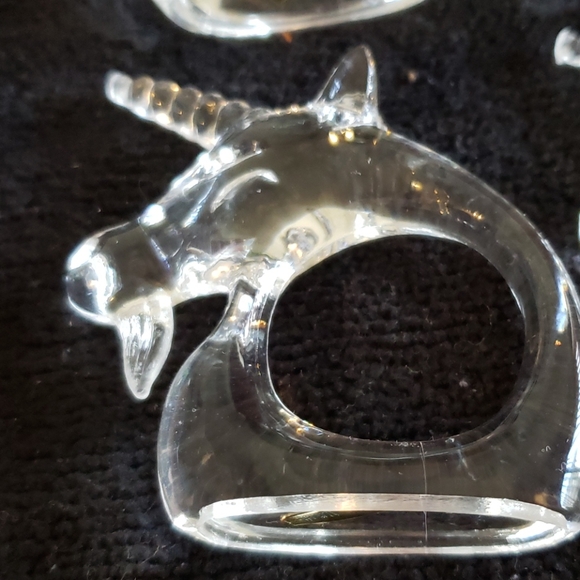 Unicorn Napkin Holders with Black Napkins. - Picture 2 of 7